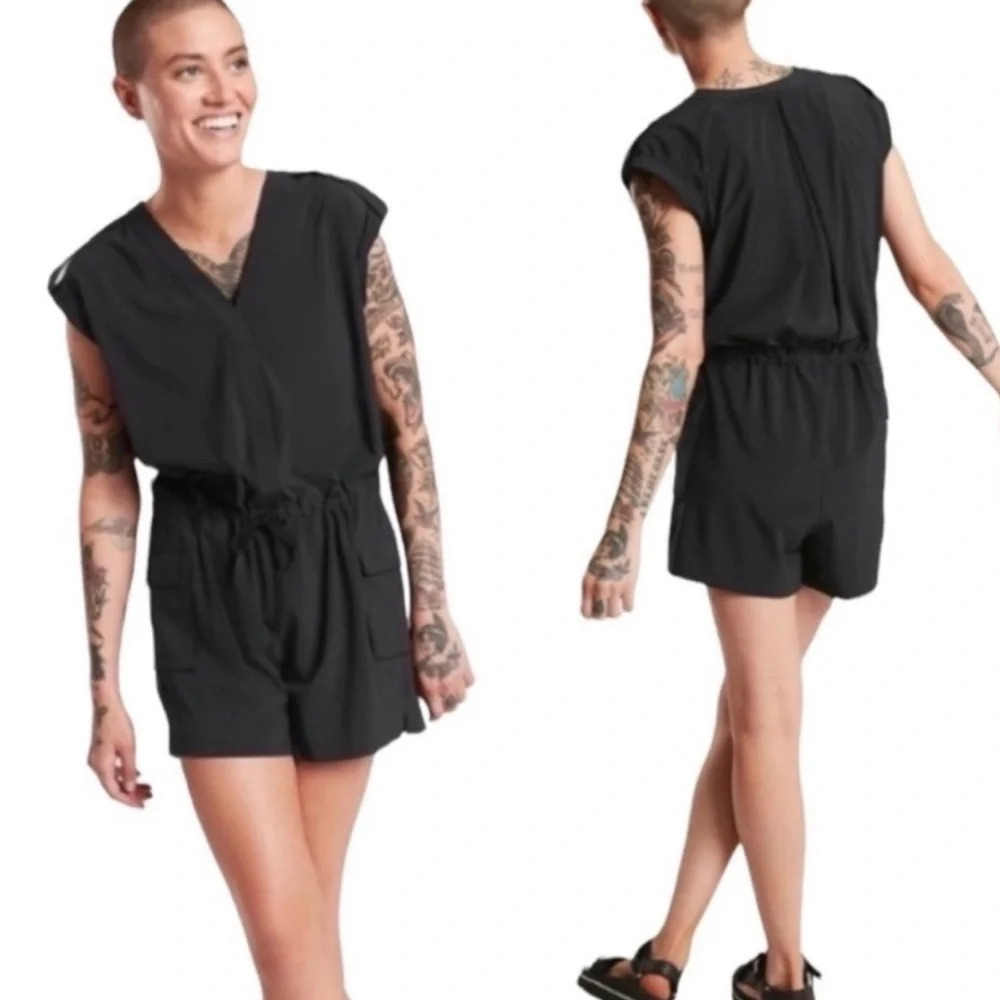 Athleta Sutton Cap Sleeve Romper in Black